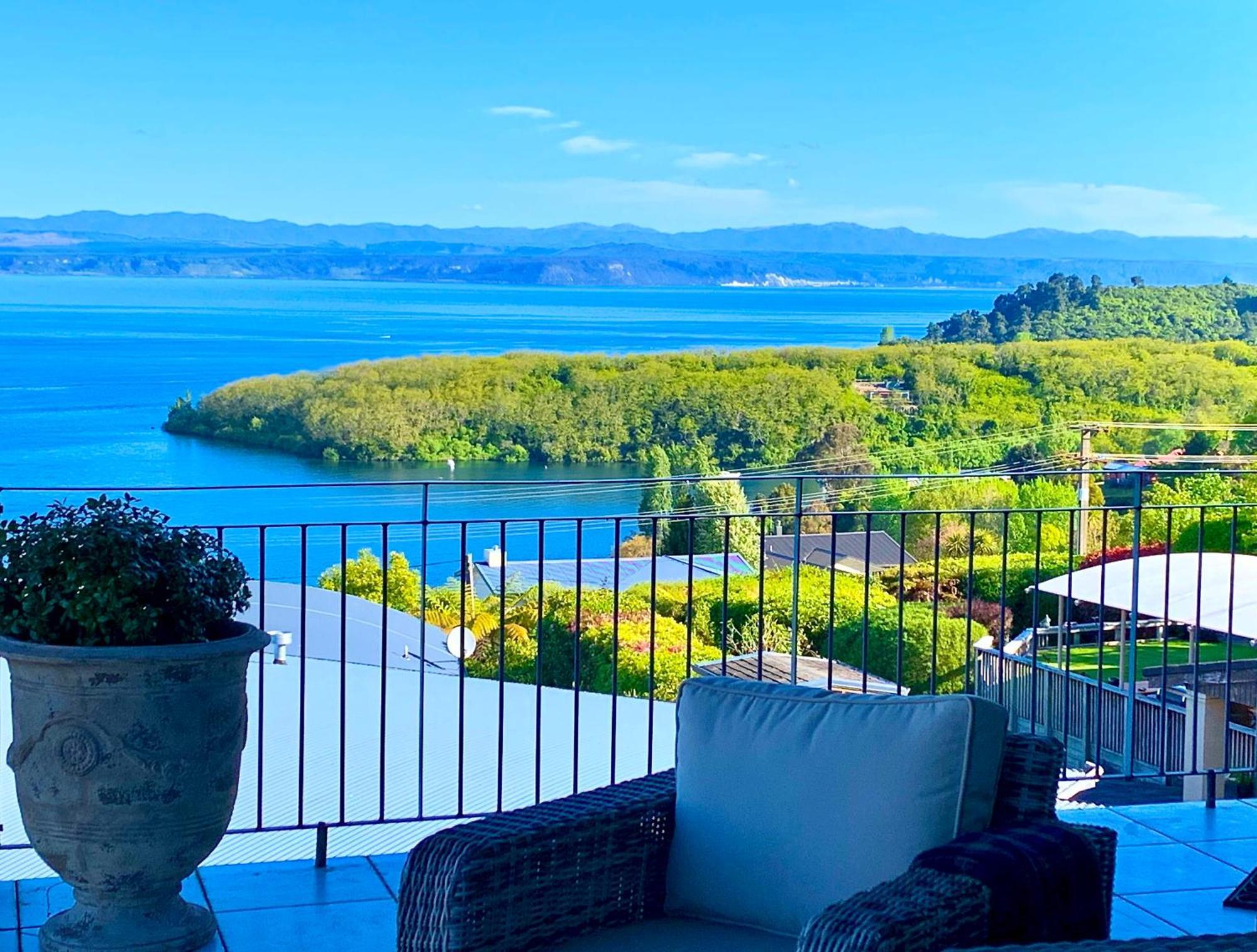 The Flying Trout Boutique Lodge Taupo Exterior foto