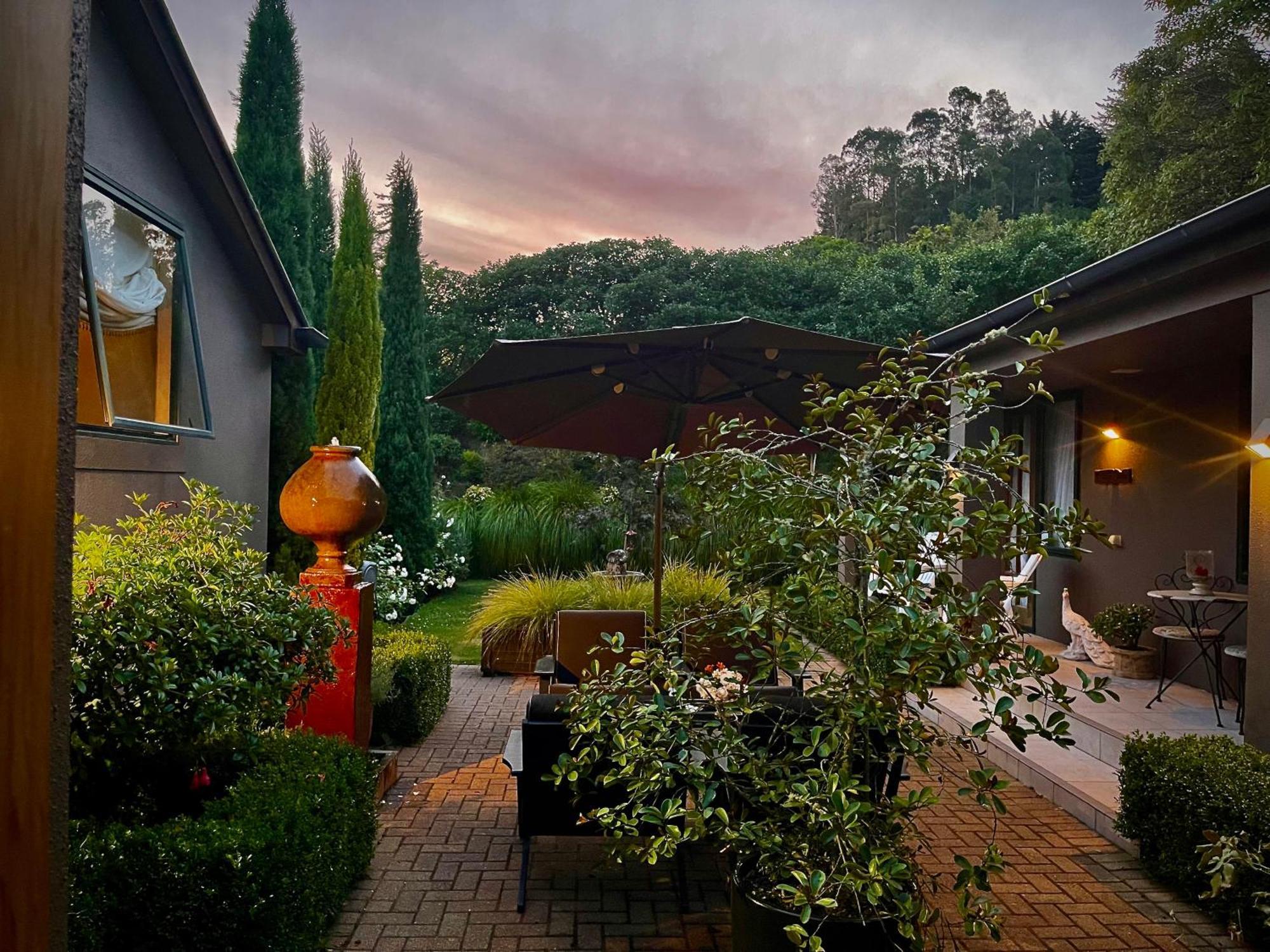 The Flying Trout Boutique Lodge Taupo Exterior foto